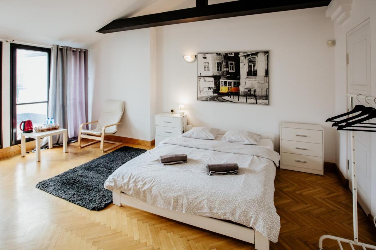 Green Wood Apartment Stara Ochota Warschau Buitenkant foto