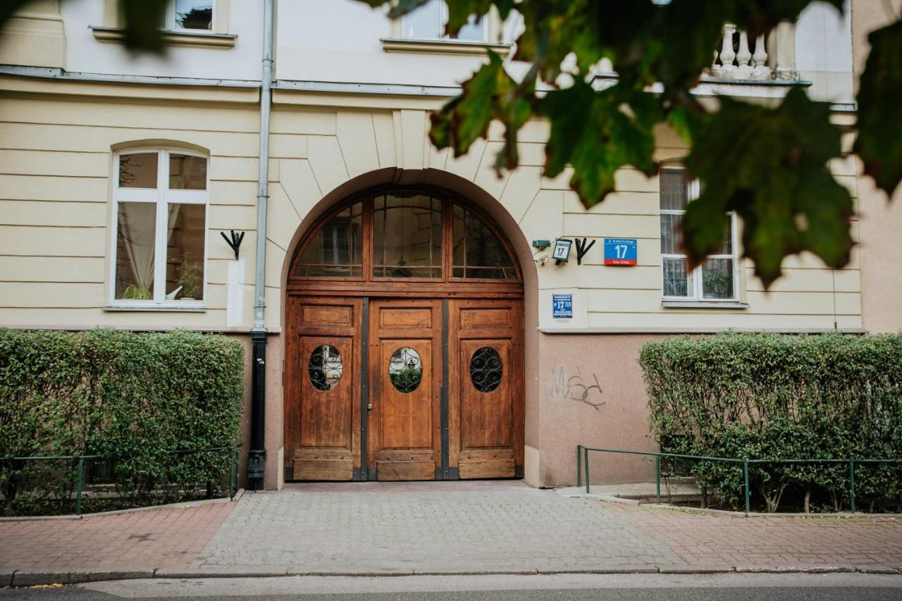 Green Wood Apartment Stara Ochota Warschau Buitenkant foto